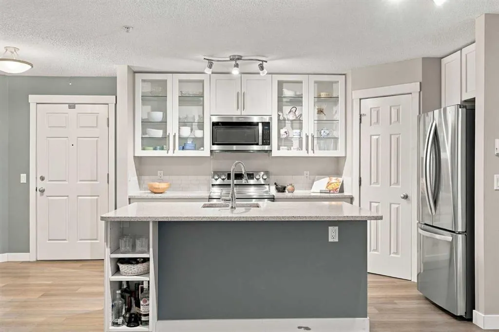 1811 34 Avenue SW #112