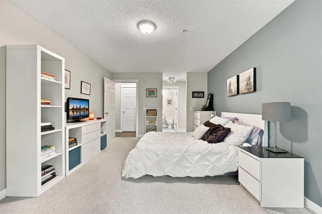 1811 34 Avenue SW #112