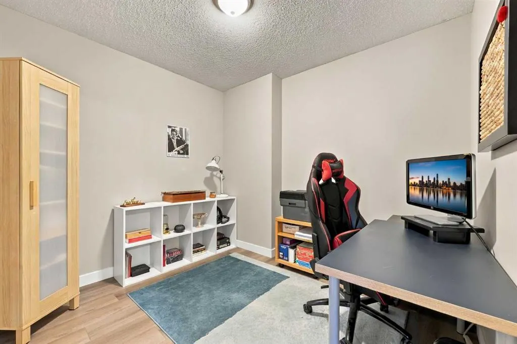 1811 34 Avenue SW #112