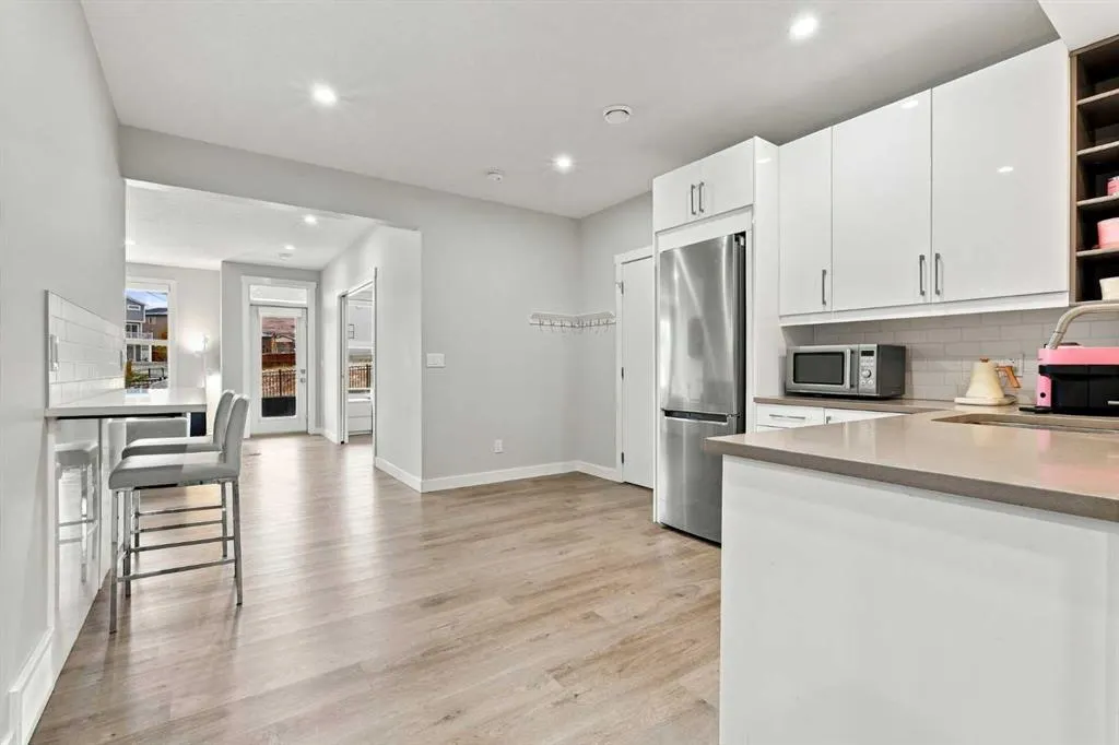 218 Cranbrook Park SE