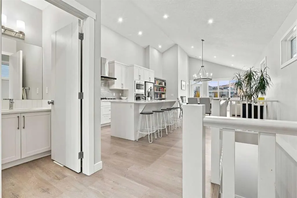 218 Cranbrook Park SE