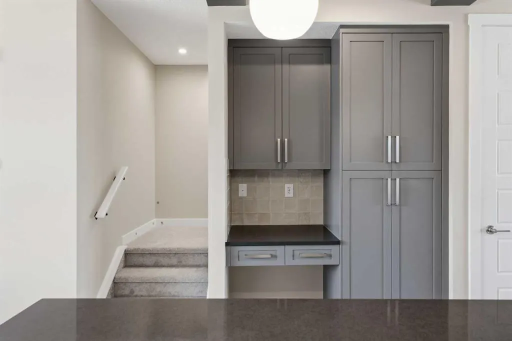 235 Waterford Heights