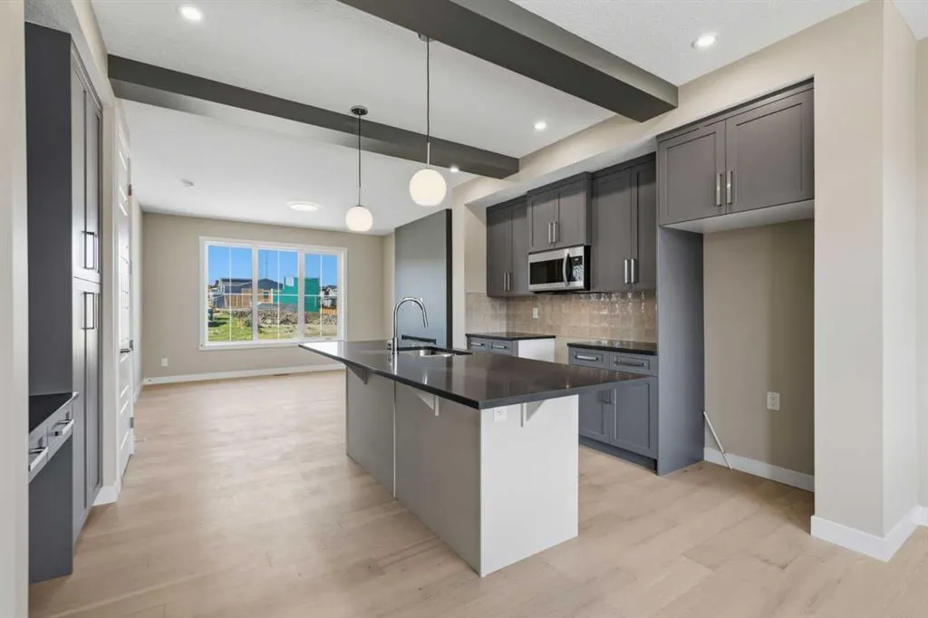 235 Waterford Heights