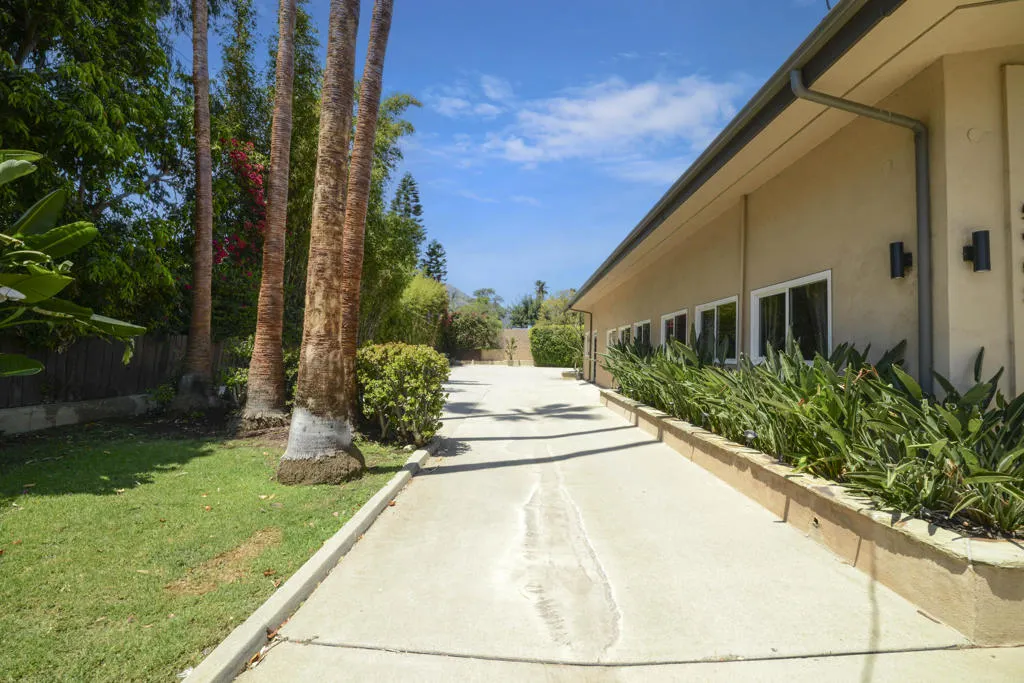 5905 Old Wheeler Road
