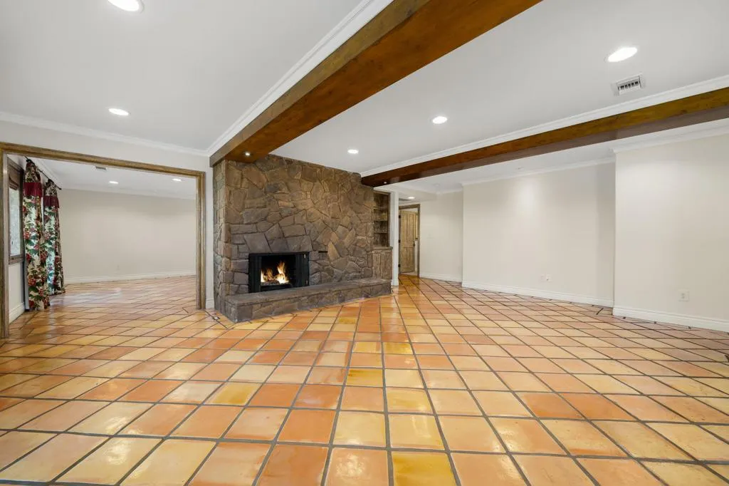 431 Highland Drive