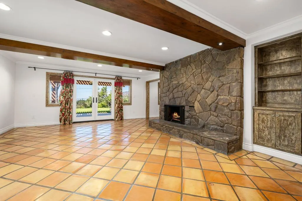 431 Highland Drive