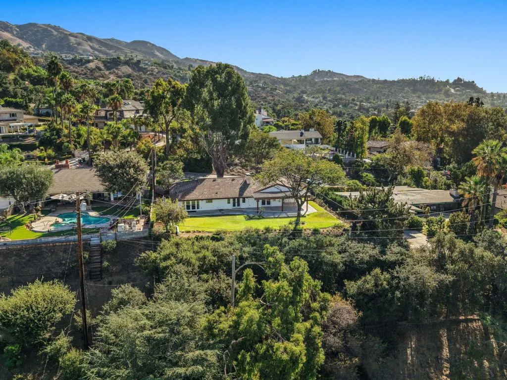 431 Highland Drive