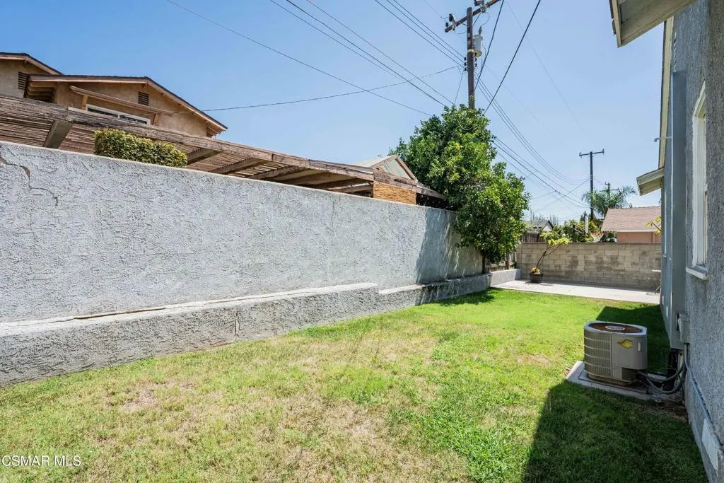 160 N Barranca Avenue
