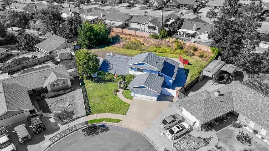911 Groveton Ave