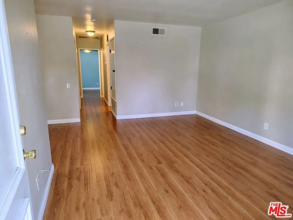 1352 E Fairgrove Avenue, #278