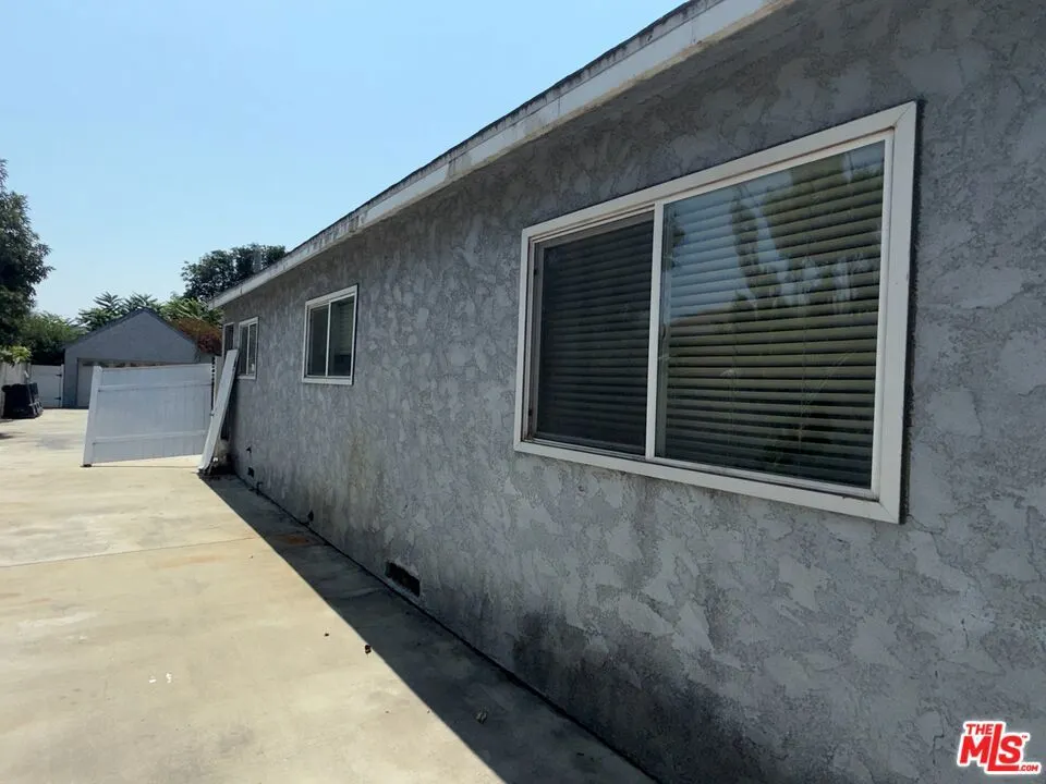 234 S Covina Boulevard