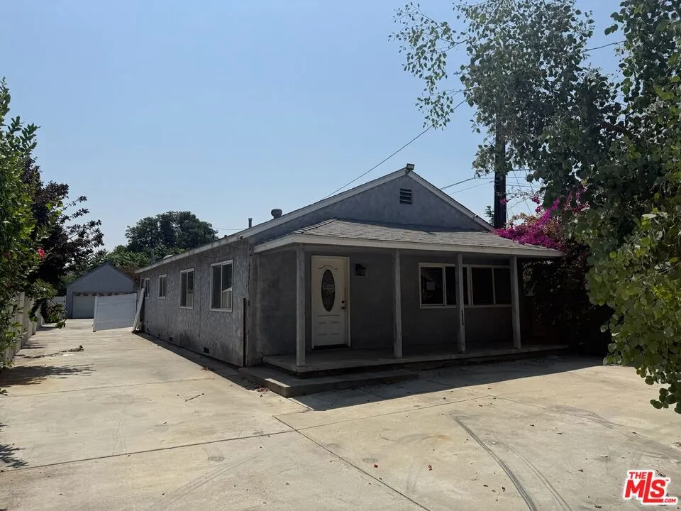 234 S Covina Boulevard