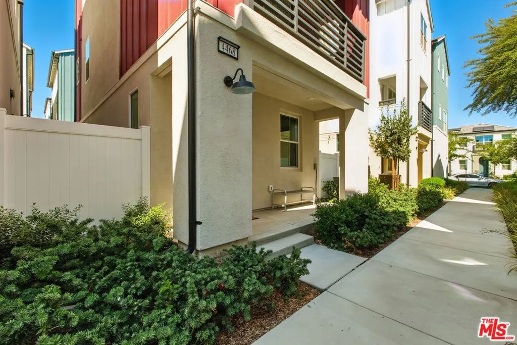 4468 S Bryant Paseo