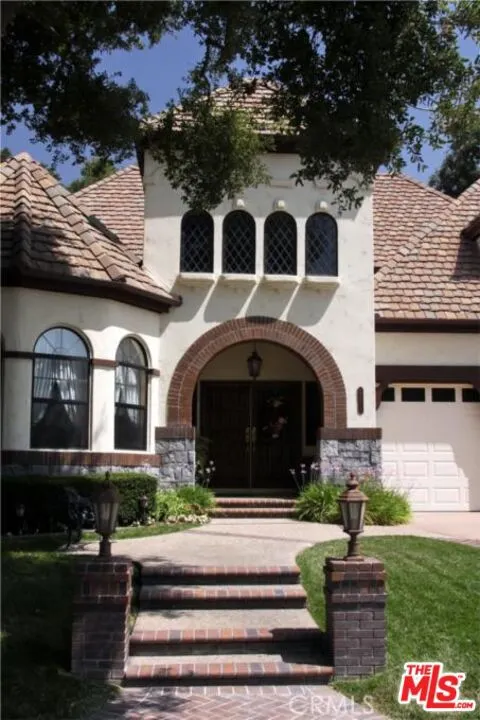 2211 Cumberland Road