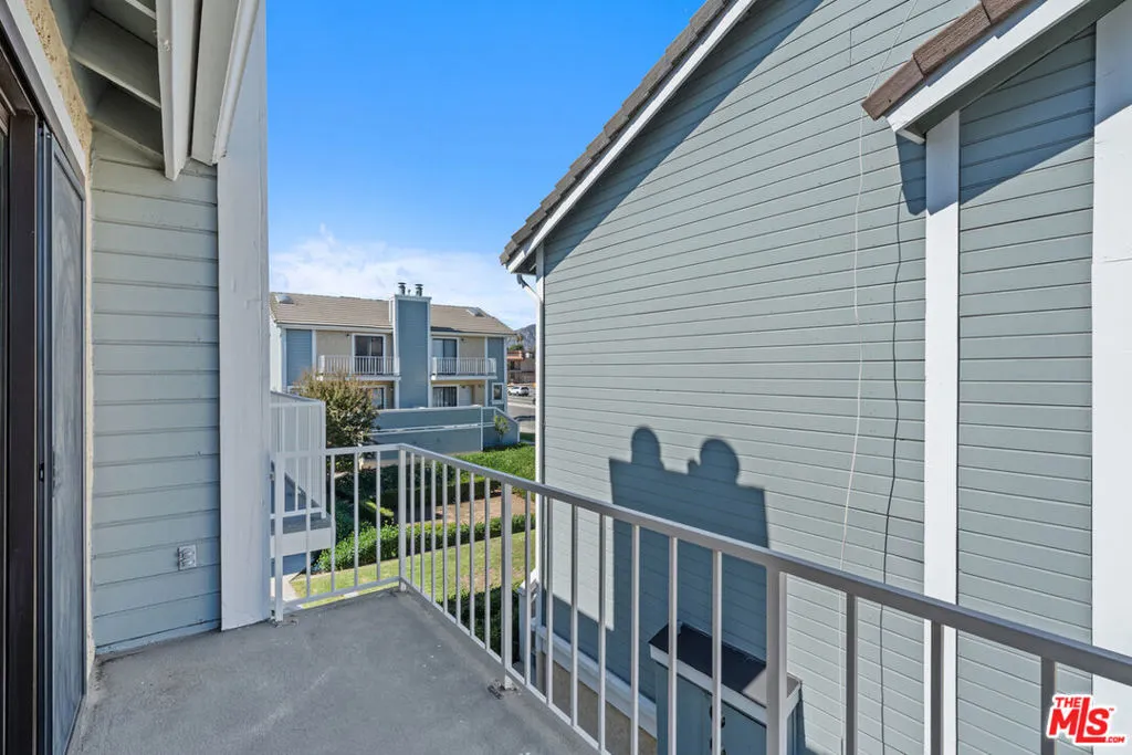 1832 Huntington Drive, #13
