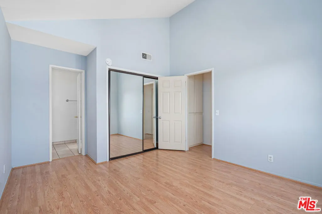 1832 Huntington Drive, #13