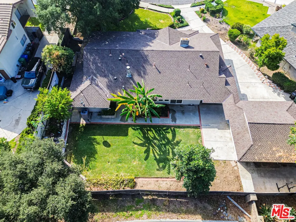 425 Fern Dell Place