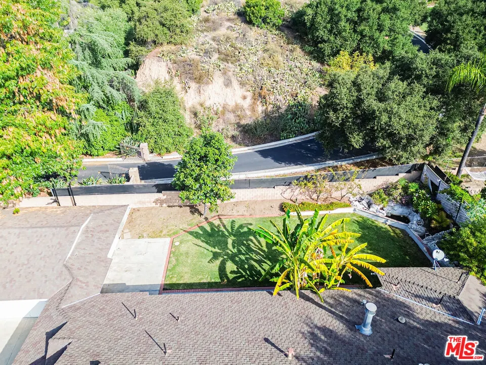 425 Fern Dell Place