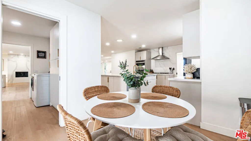 425 Fern Dell Place