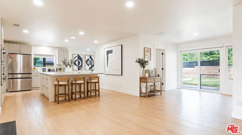425 Fern Dell Place