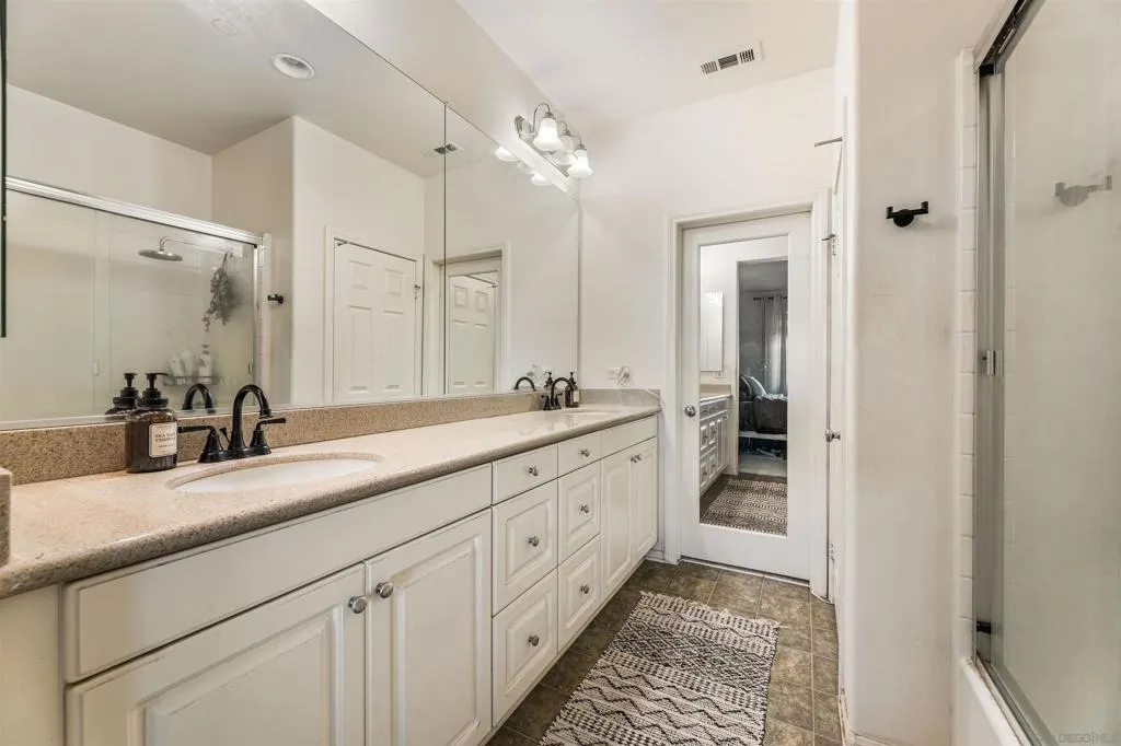 545 N Chardonnay Drive