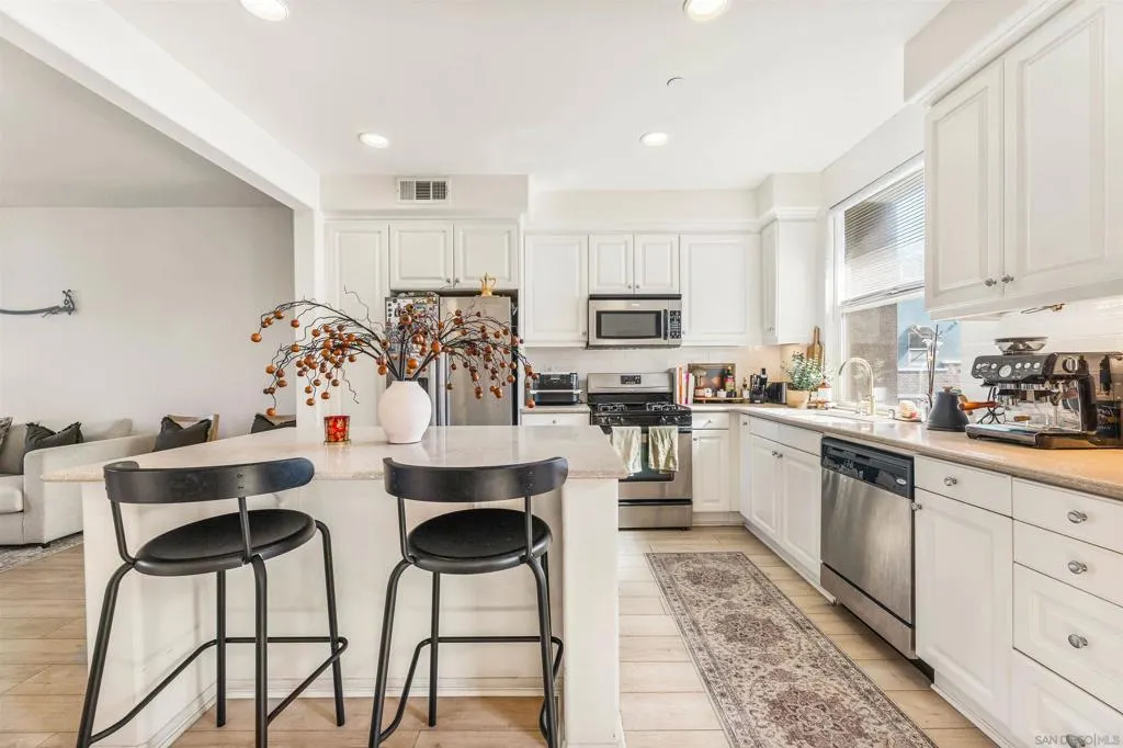 545 N Chardonnay Drive