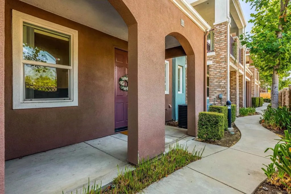 545 N Chardonnay Drive