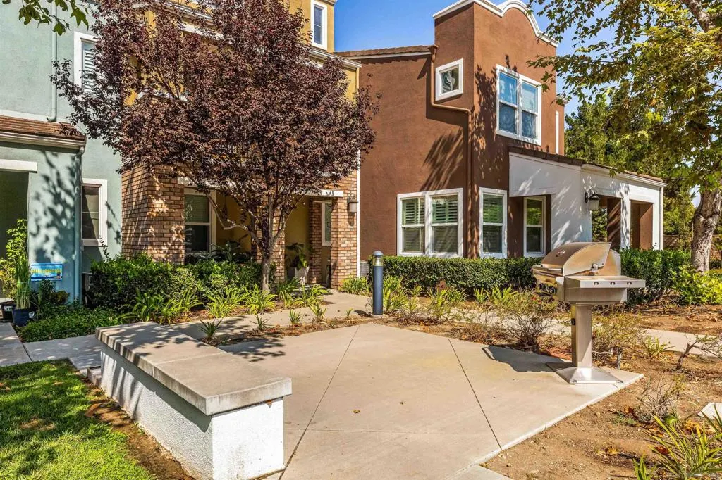 545 N Chardonnay Drive