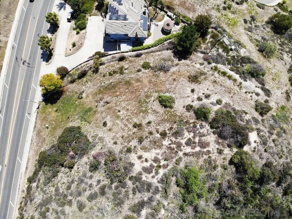 16 Esperanza Drive