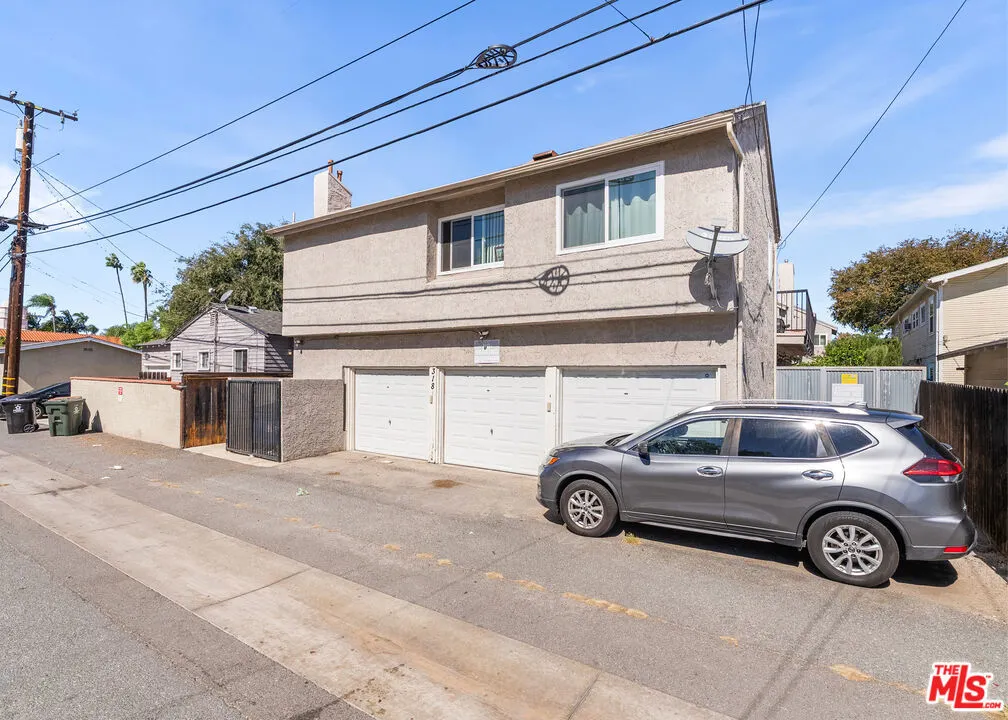 318 E Wilshire Avenue