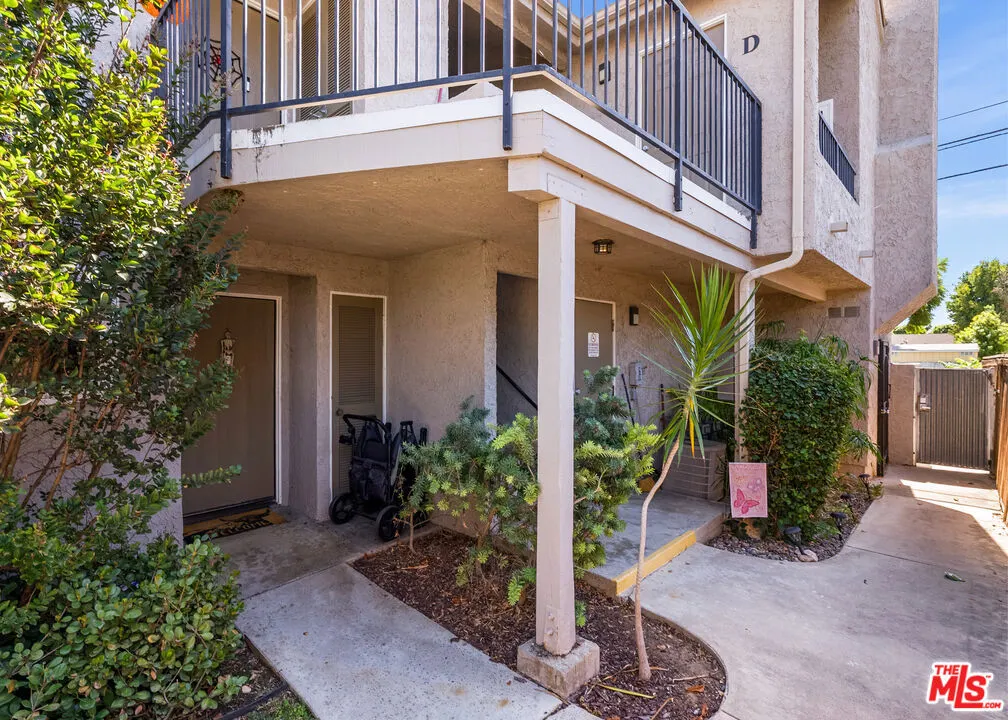 318 E Wilshire Avenue