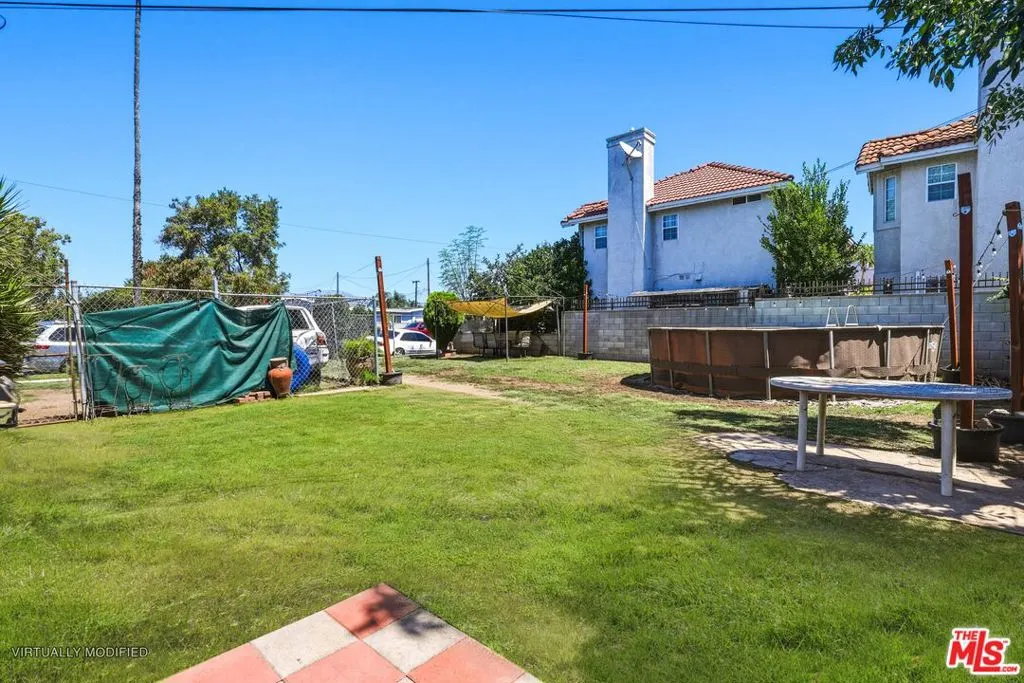 512 N Orange Avenue