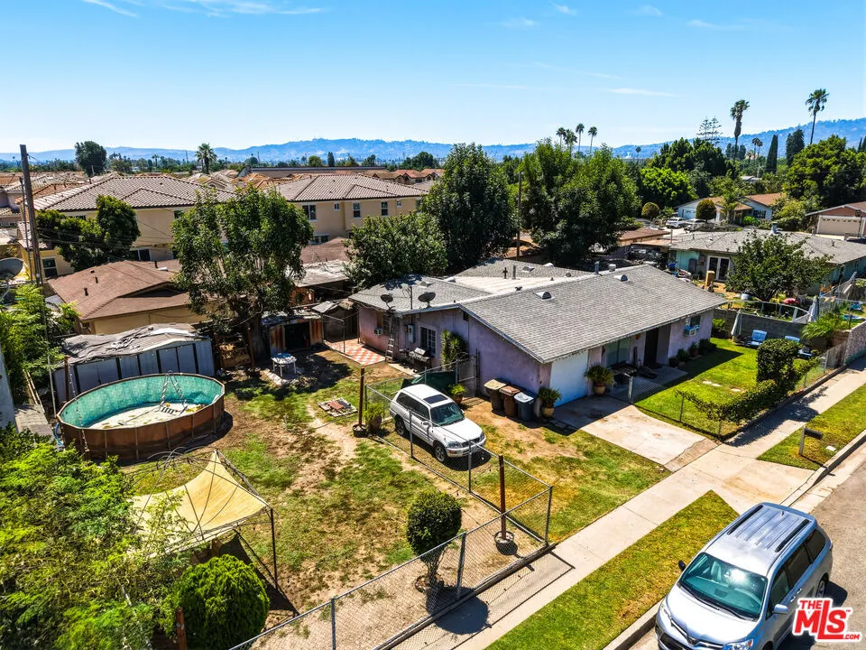 512 N Orange Avenue