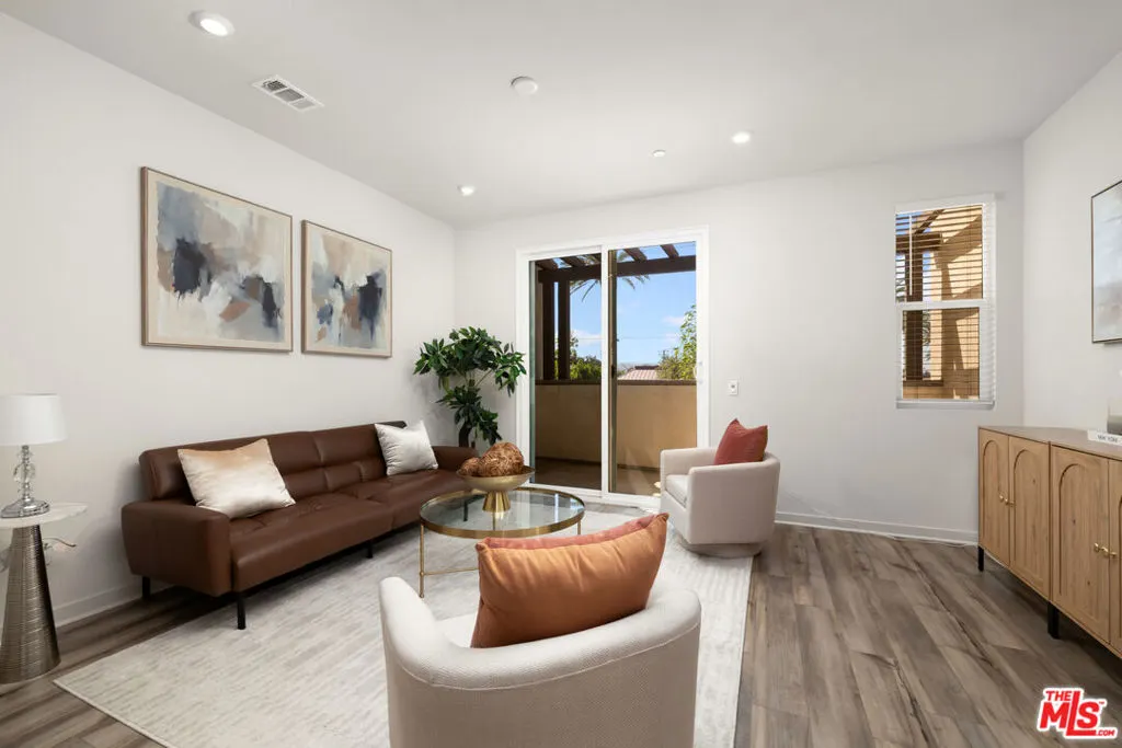 126 Dove Lndg