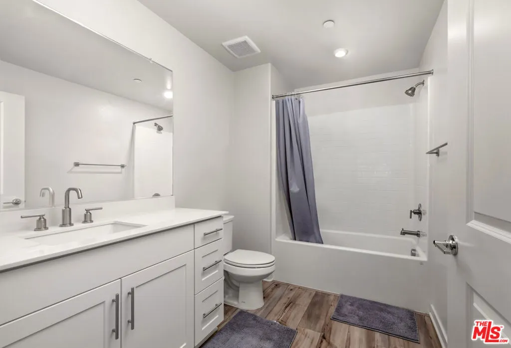 126 Dove Lndg