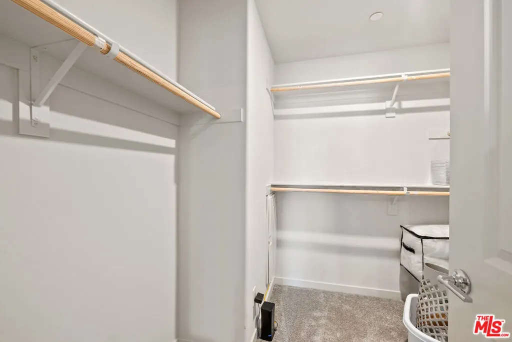 126 Dove Lndg