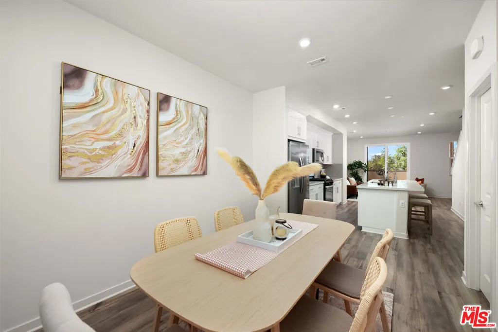 126 Dove Lndg