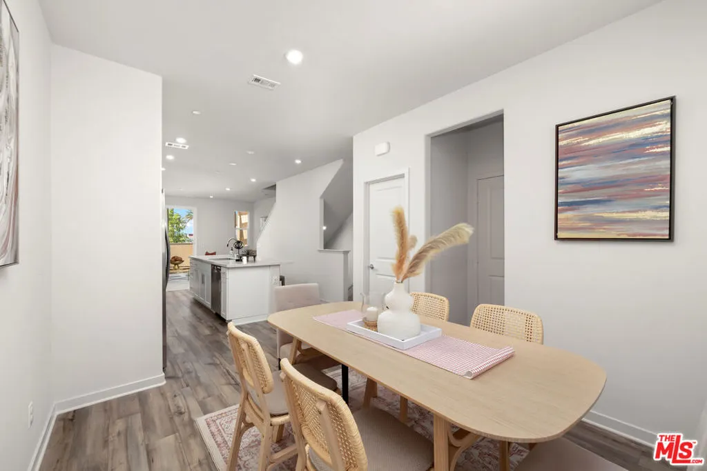 126 Dove Lndg