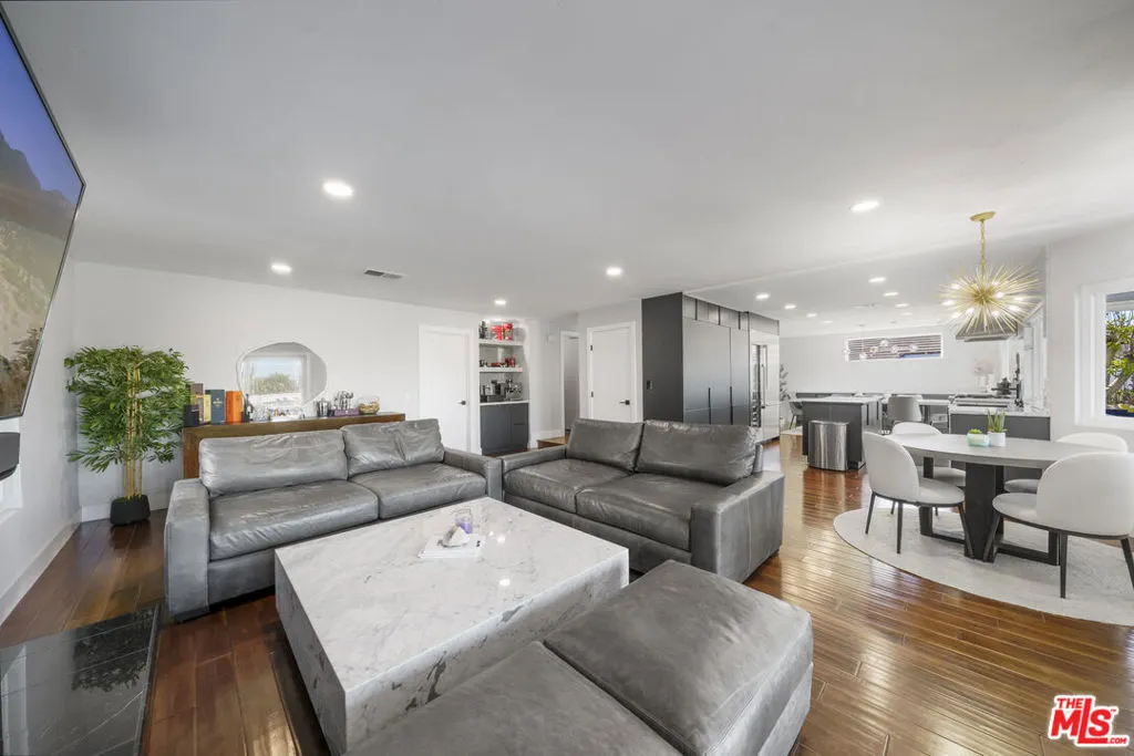 1515 Sunbluff Drive