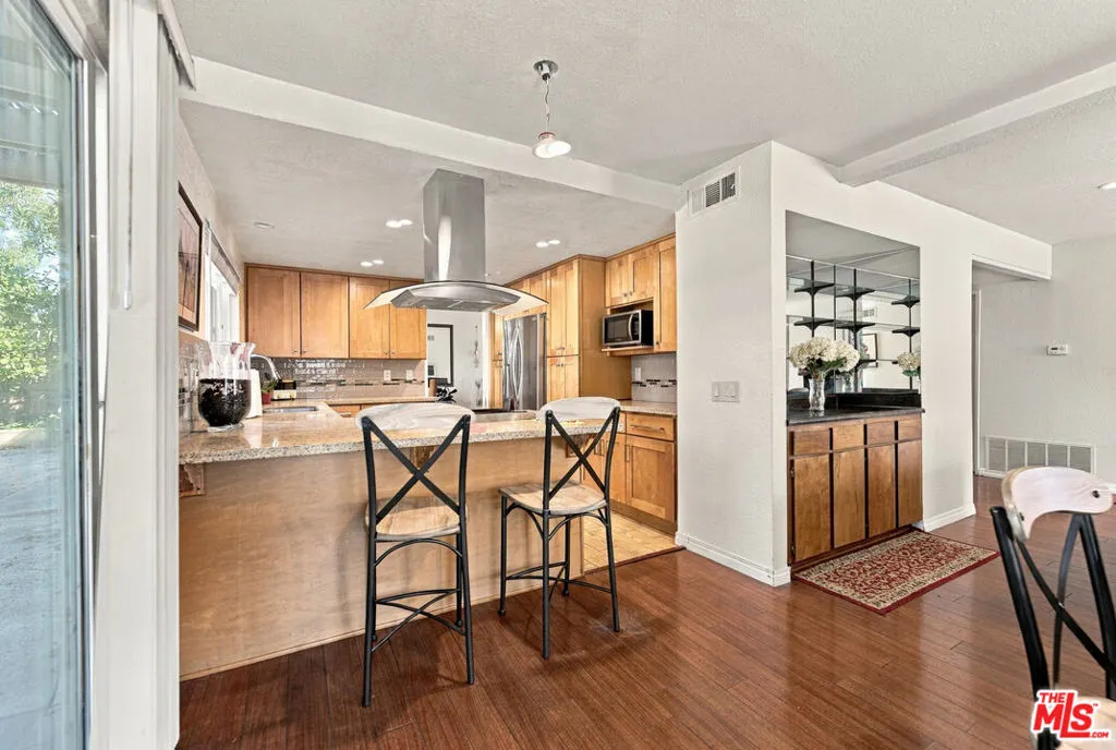 21 Country Wood Drive
