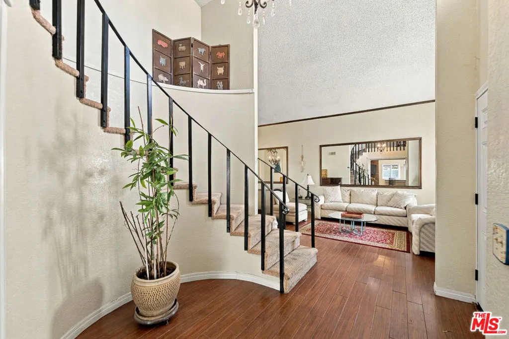 21 Country Wood Drive