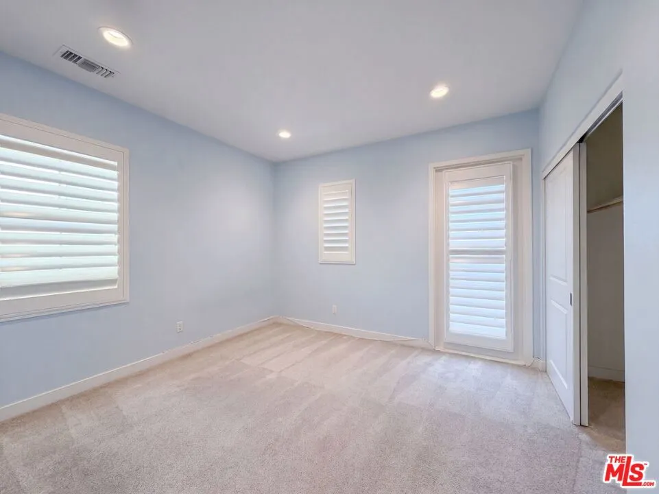 627 E Orange Blossom Way