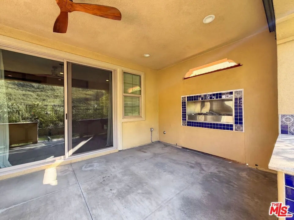 627 E Orange Blossom Way