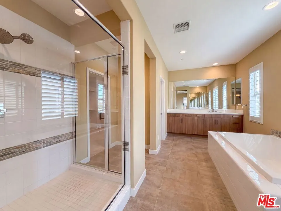 627 E Orange Blossom Way