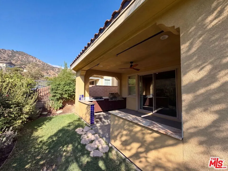 627 E Orange Blossom Way