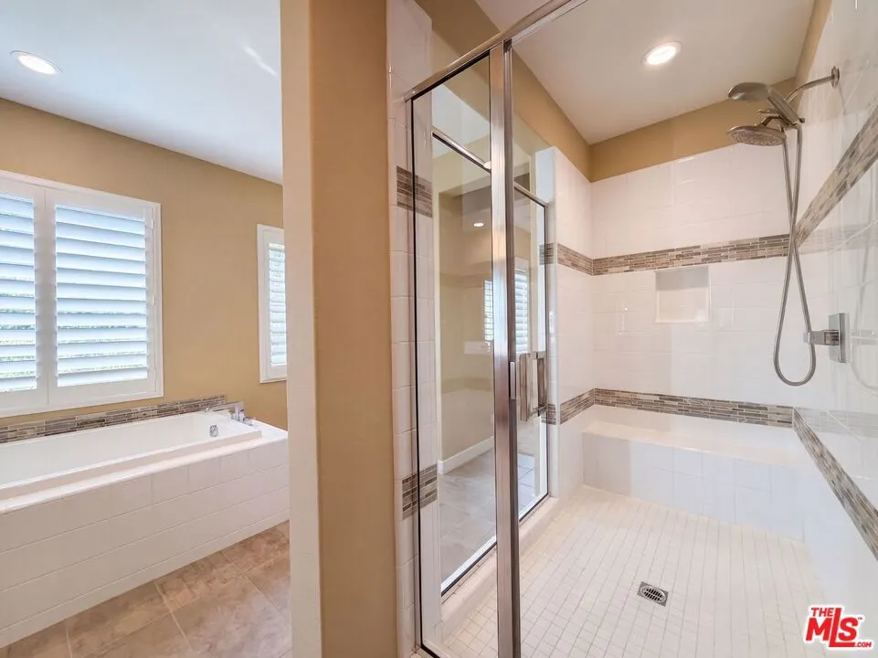 627 E Orange Blossom Way