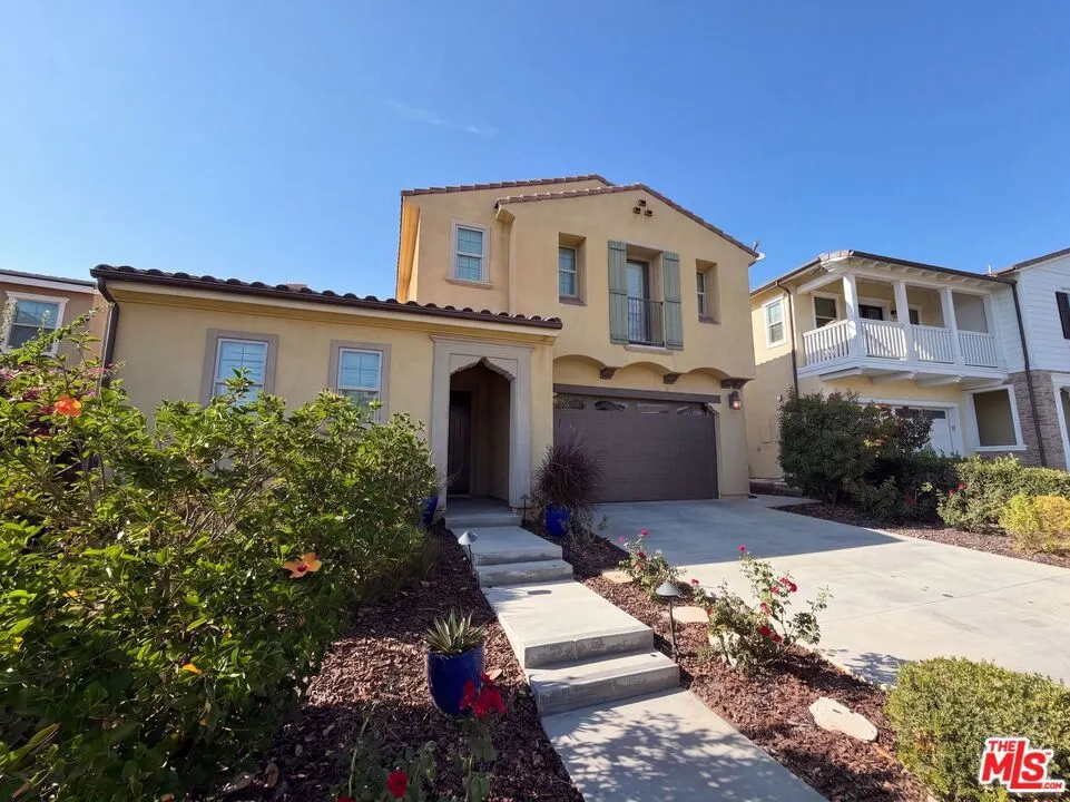 627 E Orange Blossom Way