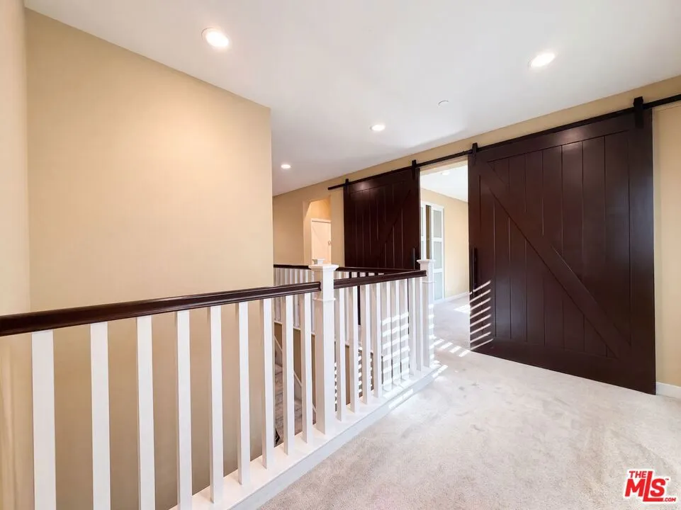 627 E Orange Blossom Way