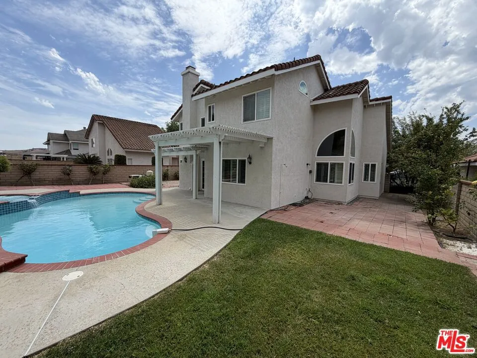 24435 Nan Court