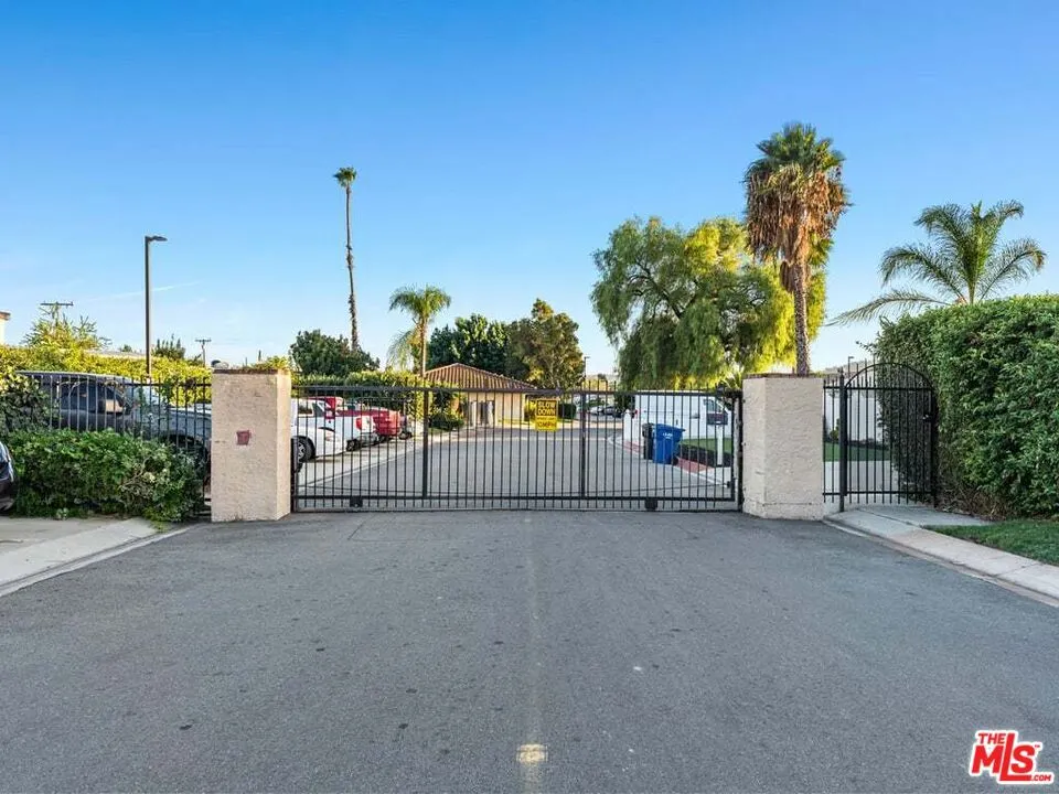 257 Las Brisas Circle